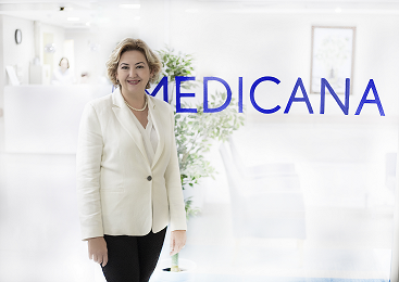 Dr. AYLİN AKINCI