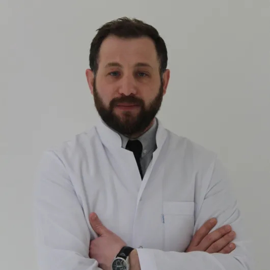 Uzm. Dr. Adnan Köse