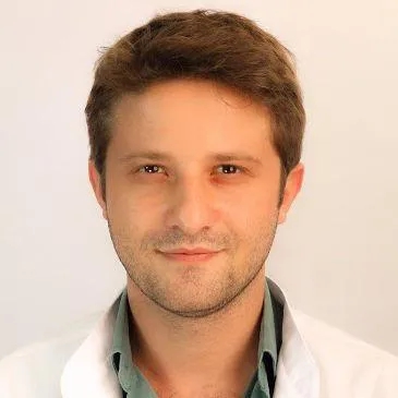 Op. Dr. Ahmet Erdem Kılavuz