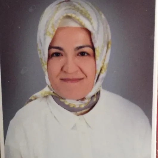 Dt. Aişe Serpil Savaşer