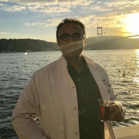 Doç. Dr. Akif Albayrak