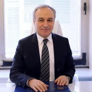 Op. Dr. Ali Nihat Ofluoğlu