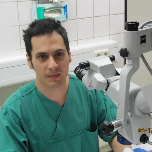 Op. Dr. Alper Burak Uslu
