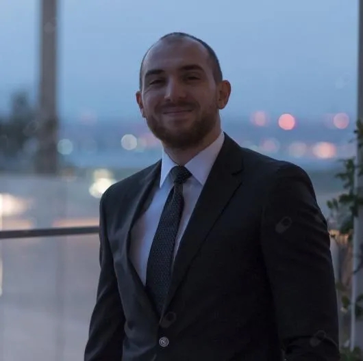 Dr. Dt. Arda Arısan