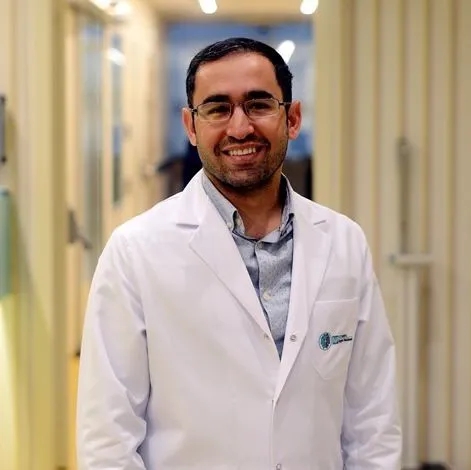 Uzm. Dr. Ayhan Levent