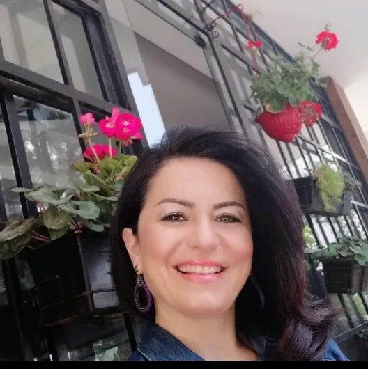 Dr. Ayla Aslantaş