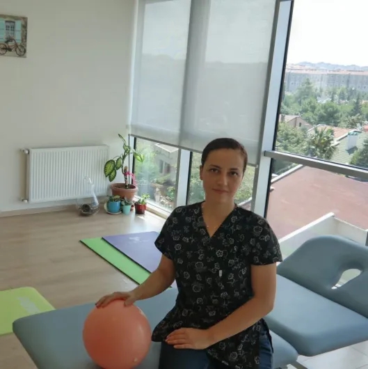 Uzm. Fzt. Benek Öztürk