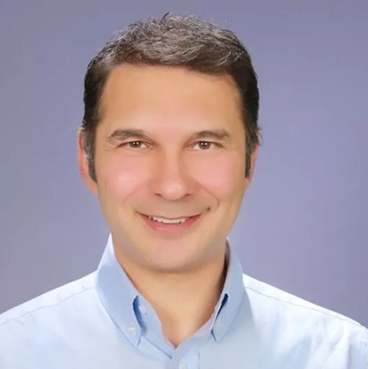 Dr. Bora Küçükyazıcı