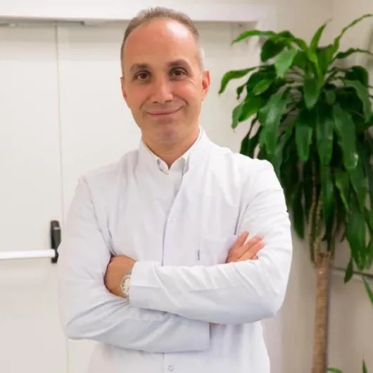 Op. Dr. Bora Şerifhan Alpaydın