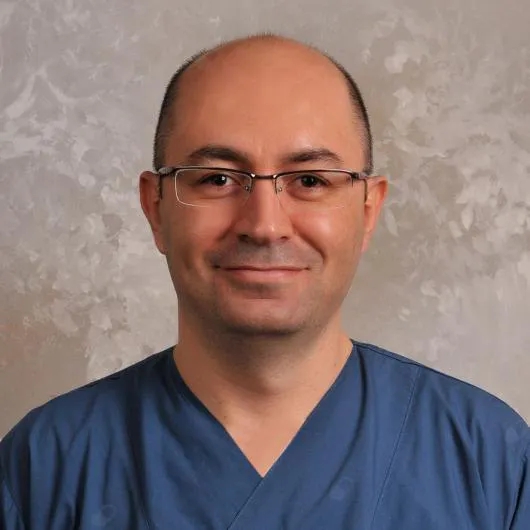 Dr. Dt. Burak Aksu