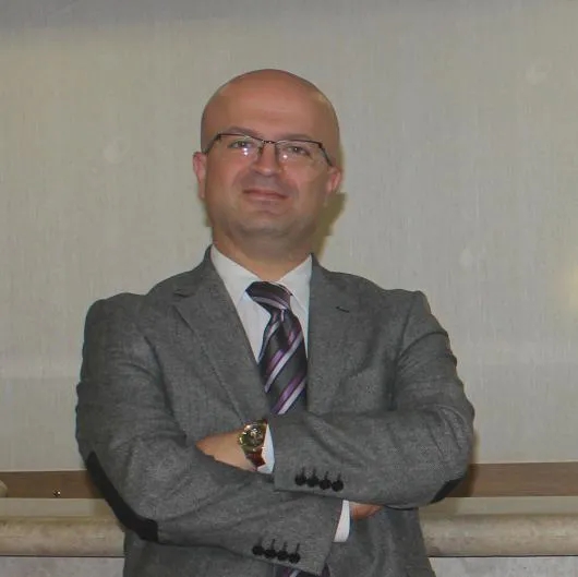 Op. Dr. Burak Uğraş
