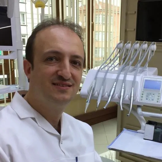 Dt. Burhanettin Şahin