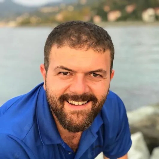 Dt. Çağatay Taşdemir