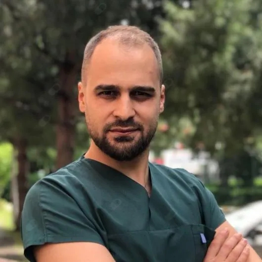 Dt. Çağdaş Yakın