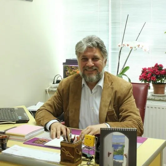 Op. Dr. Cüneyt Akaoğlu