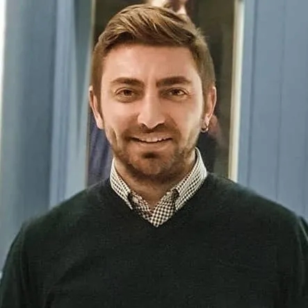 Uzm. Dt. Derviş Emre Ercan