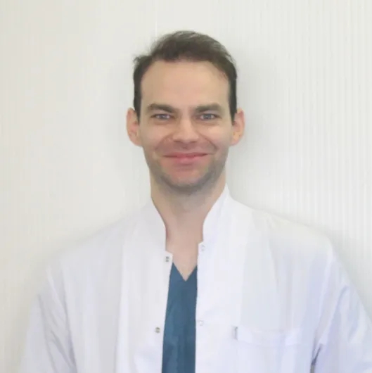 Uzm. Dt. Dinan Demiröz