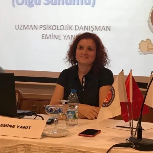 Uzm. Psk. Dan. Emine Yanıt