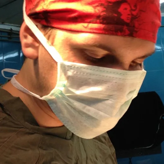 Op. Dr. Emir Çapkınoğlu