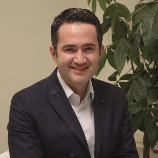 Dr. Öğr. Üyesi Emrah Cangi