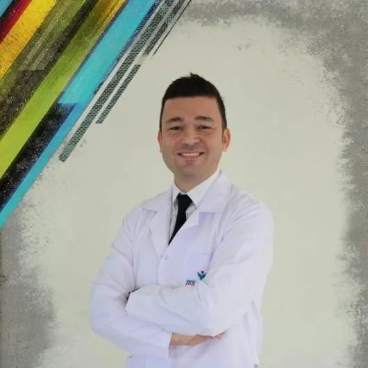 Op. Dr. Emre Canverenler