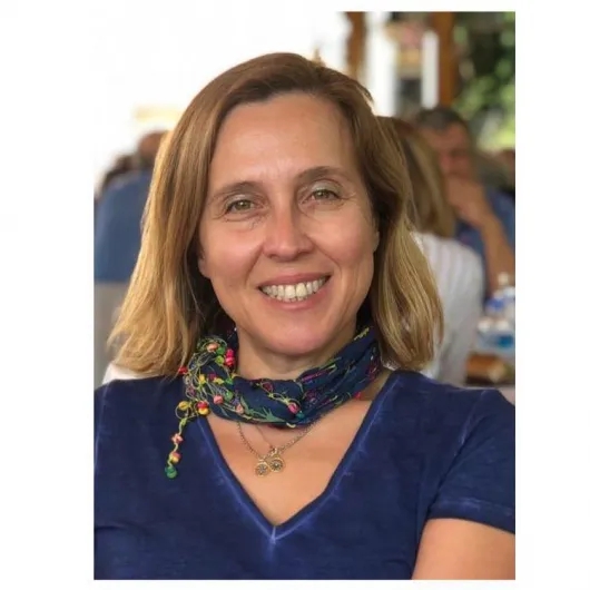 Prof. Dr. Esen Saka Topçuoğlu