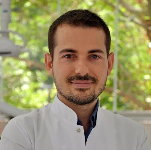 Dr. Dt. Eser Çapan