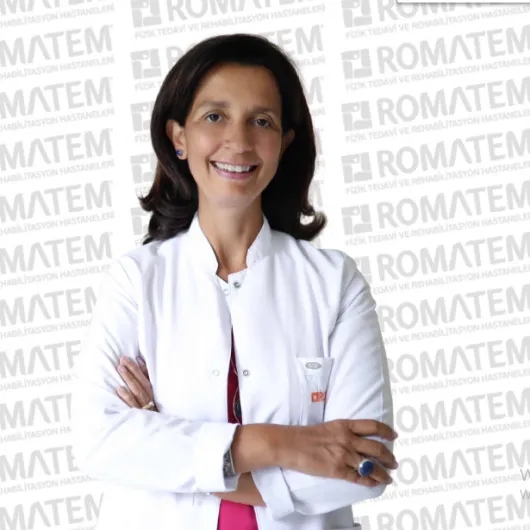 Uzm. Dr. Esin Selimoğlu