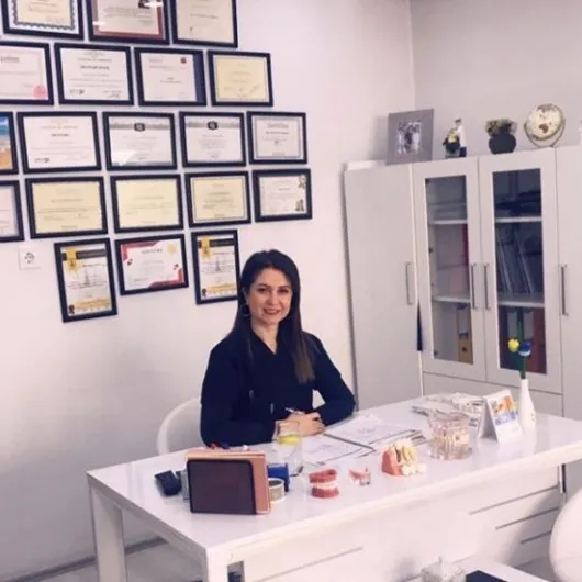 Dt. Esin Sevilmez Şıkgenç