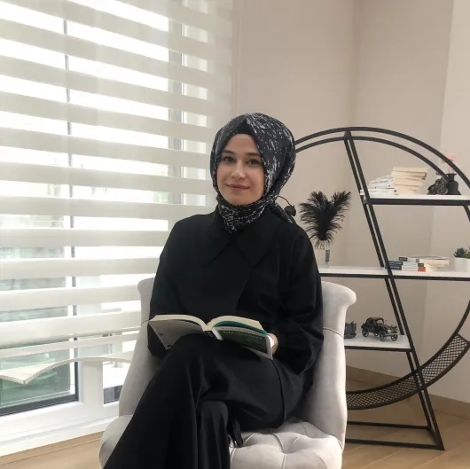 Uzm. Kl. Psk. Esra Elitaş