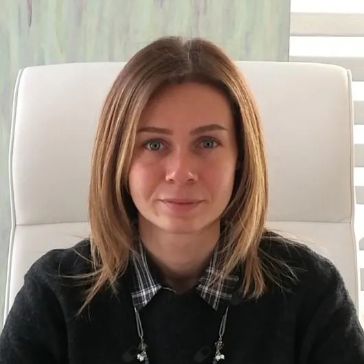 Op. Dr. Esra Yelkenci Aydın