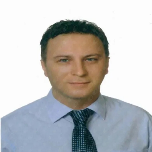 Op. Dr. Eşsiz Çınaroğlu