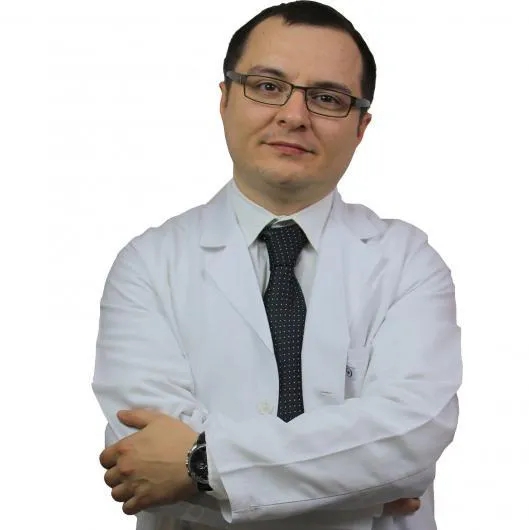 Op. Dr. Fakı Akın