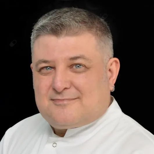 Op. Dr. Hakan Kılavuz