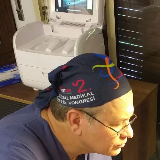 Op. Dr. Hakan Özkahya