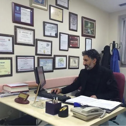 Op. Dr. Hamdi Özkan