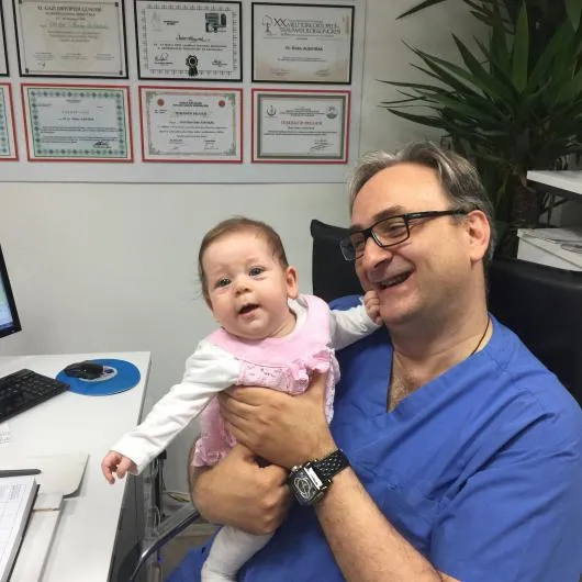 Op. Dr. İhsan Önder Albayrak