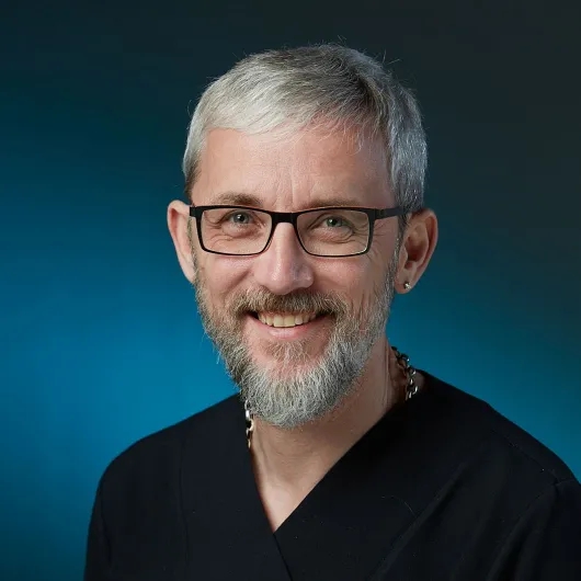 Op. Dr. İlker Apaydın