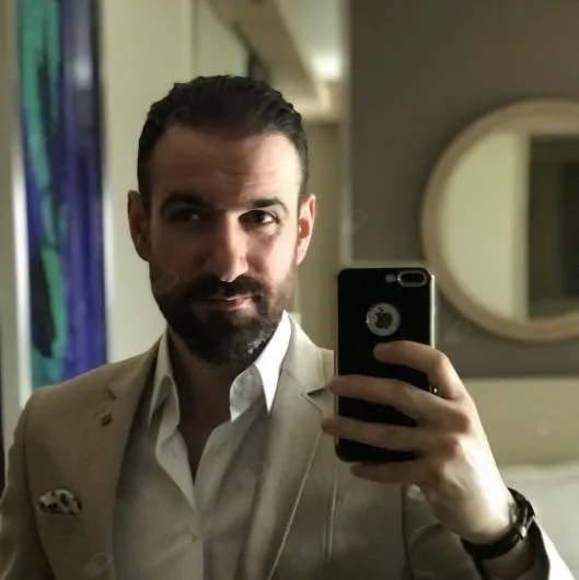 Uzm. Dr. Kenan Dibek