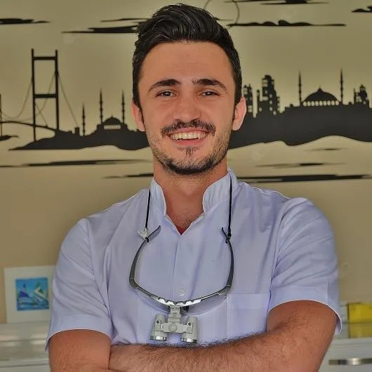 Dt. Kerem Gümüşkıran
