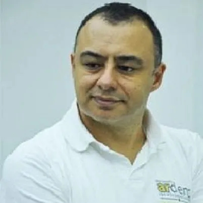 Dt. Korhan Korkmaz