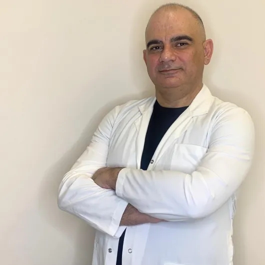Op. Dr. Mahmut Şenel