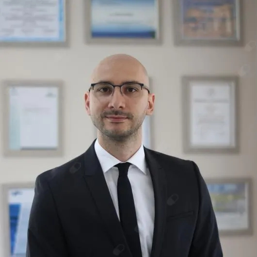 Dr. Melih Özgen