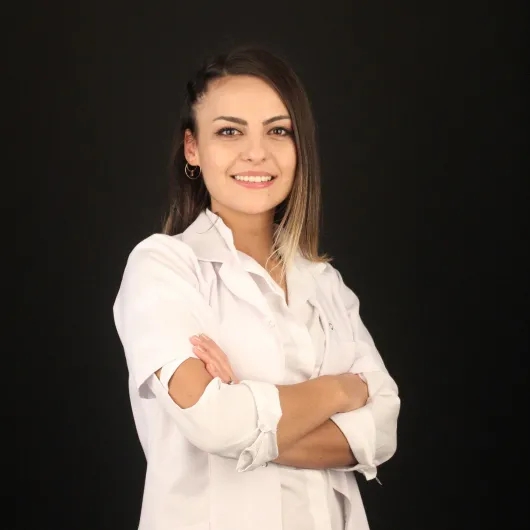 Dr. Dt. Merve Kurt