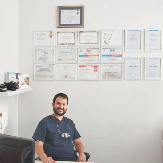 Dt. M.Suphi Çelikoğlu