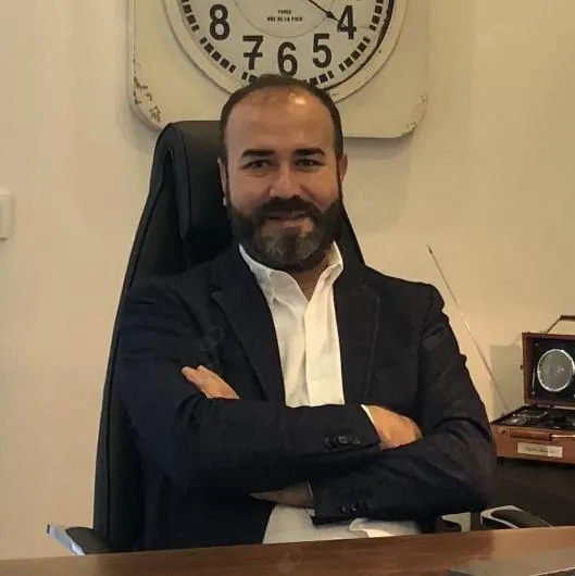 Prof. Dr. Murat Sarı