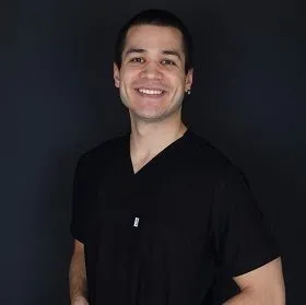 Uzm. Dt. Mustafa Borga Dönmez