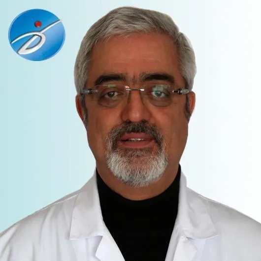Uzm. Dr. Mustafa Nuri Vursavaş