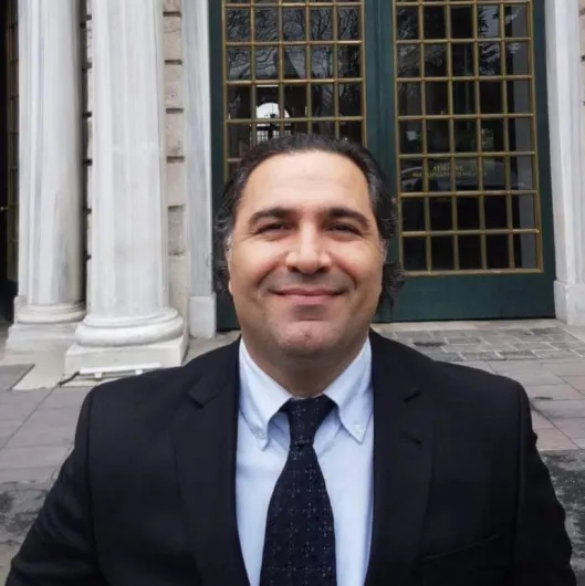 Doç. Dr. Nihat Aksakal