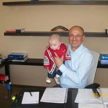 Uzm. Dr. Numan Nevzat Bayazıt